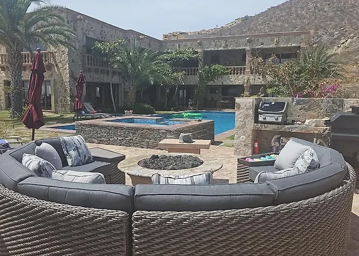 Сasa de vacaciones Castle In Cabo! One Of A Kind - Ocean Views *
