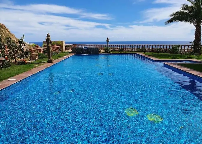 Сasa de vacaciones Castle In Cabo! One Of A Kind - Ocean Views Cabo San Lucas